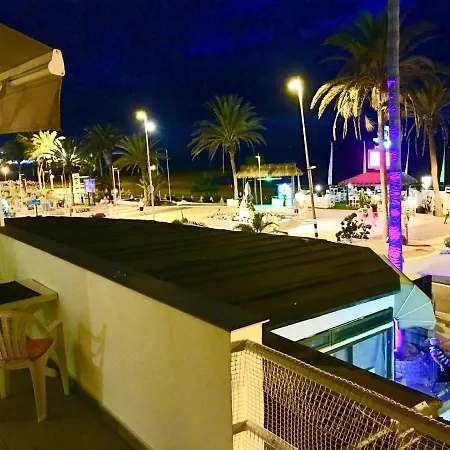 Beachfront Americas * Playa de las Americas (Tenerife)